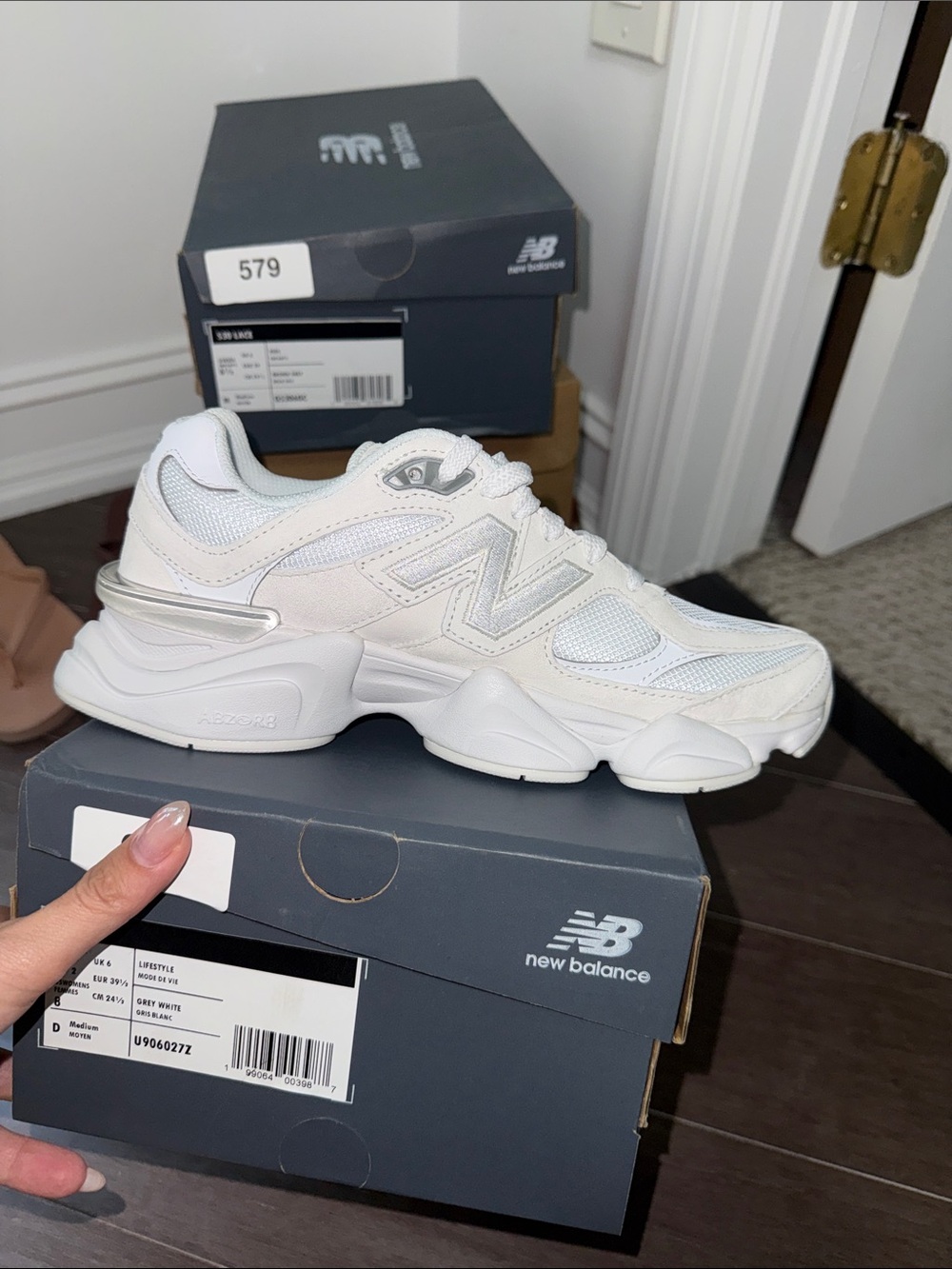 NIB New Balance 9060 Women's White Chunky Running Sneaker